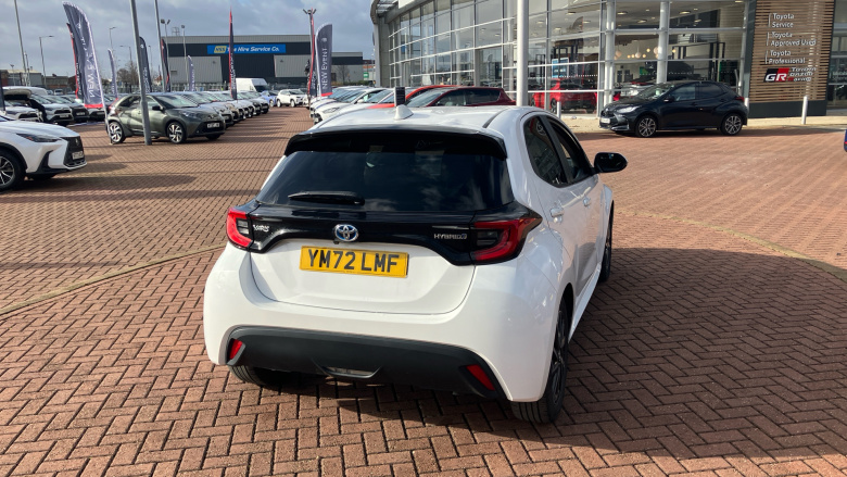 Toyota Yaris 1.5 Hybrid Design 5dr CVT Hybrid Hatchback